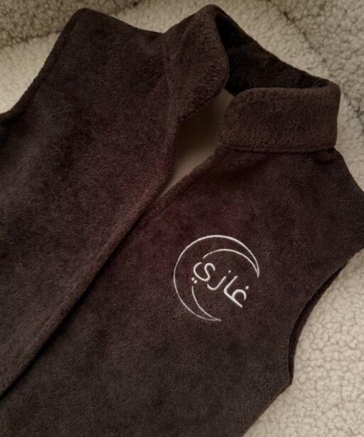 Alternative view of Camel vest